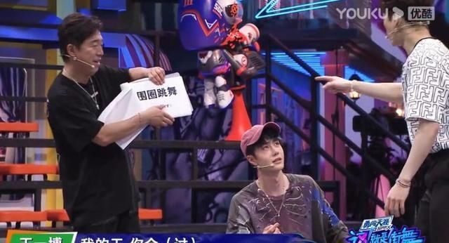 反转|《街舞3》四位队长人设崩了!王一博大反转,张艺兴理解能力翻车