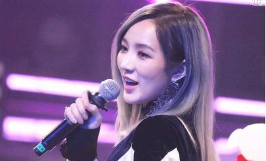  观众|和宋茜同期出道，王思聪力捧唱跳俱佳的孟佳，为何依然不温不火？