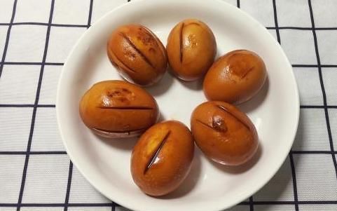  吃起来|正宗的卤鸡蛋做法，味美有嚼劲，特别好吃，做法一看就会