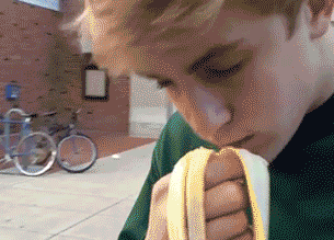  搞笑|搞笑GIF：姑娘，好玩不，看你下次还玩不玩了！