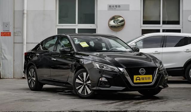  落地参考价|日系20W左右落地的四大主流B级车怎么选