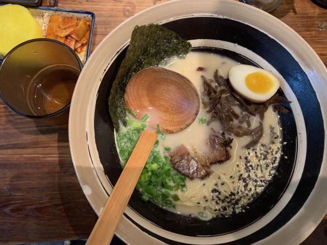 招牌铁男|在“铁男”这能不能吃上一碗好吃的日式拉面