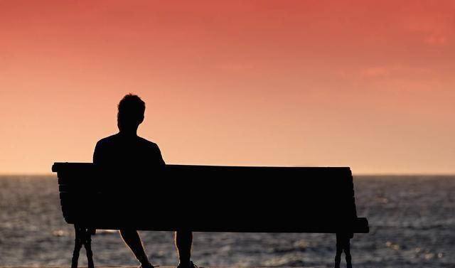 忘记|真正忘记一个人，你需要的是时间，而不是新欢