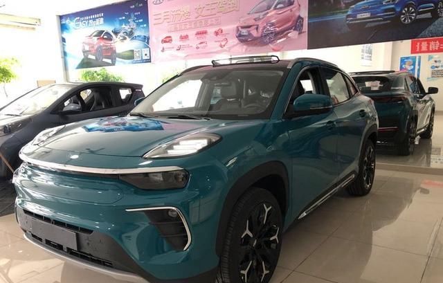 SUV|奇瑞首款高端SUV到店，后轮驱动操控性优，全铝车身宽度近两米