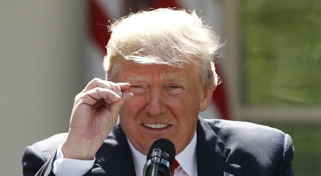 特朗普|全美哀哭！美国最强大法官去世，特朗普却很高兴？