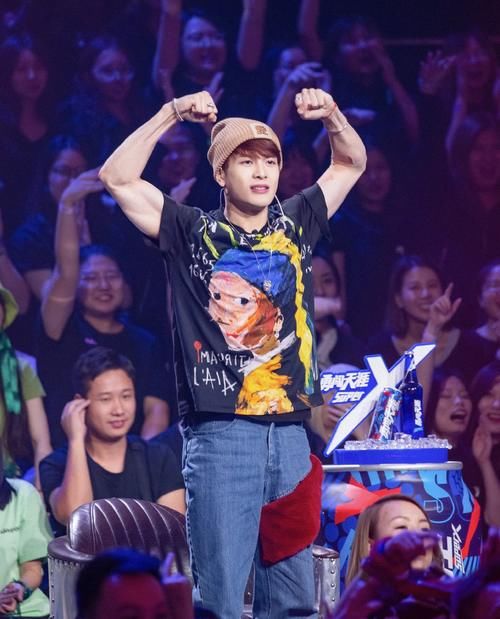  叫绝|表白来了，王嘉尔让人心动，张艺兴好会，王一博和队员互动才叫绝