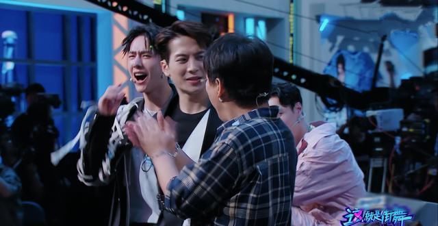  舞者|《街舞3》在王一博面前Rap的舞者，成功逗乐黄渤，用创意征服全场