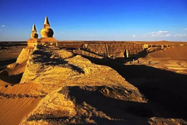  八道桥|为什么10月不能错过额济纳？详细攻略！不要错过这个秋天...