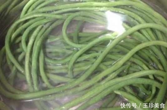 包子|吃了几十年的包子,如此做的还是第一次见,一顿吃了仨还不解馋