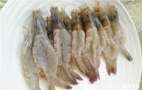 入味|海鲜季,此道蒸菜可常吃,鲜美入味,颜值高,中秋宴客不丢面!