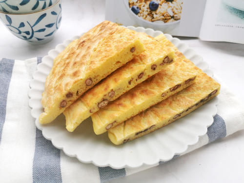 用小米来|小米别总熬粥,加入鸡蛋搅一搅,手不沾面做早餐饼,全家人点赞