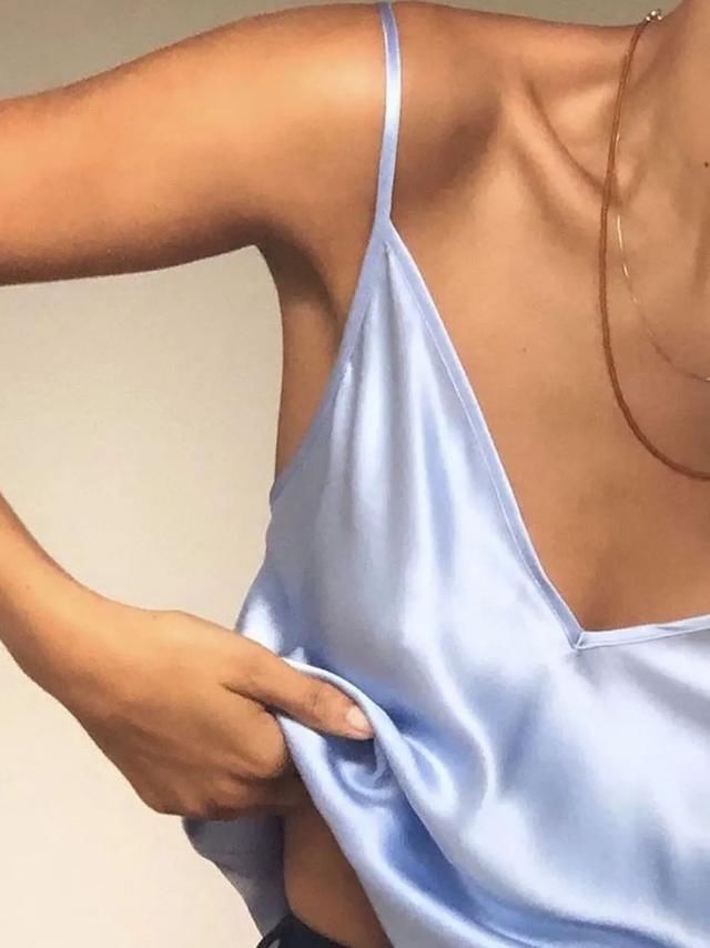 换装|唱出换装神曲《Maria》的华莎，穿衣到底有多百变？