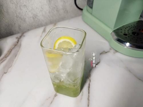  微苦|咖啡别总是加糖加奶了，试试这一杯咖啡特饮，酸甜微苦又香醇