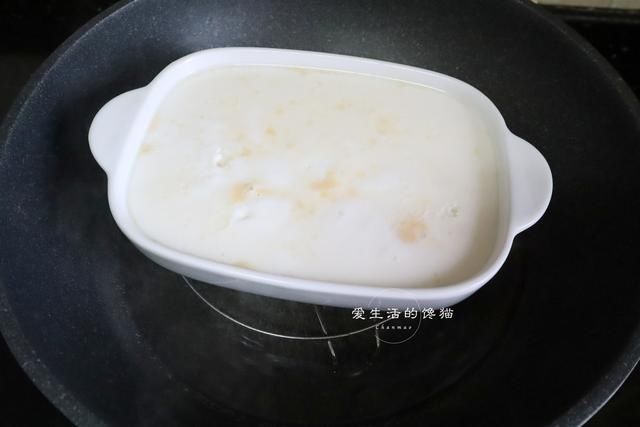 浪费|咸蛋白不要丢,这样炒一炒,不咸不齁,比肉还香,一点也不浪费!