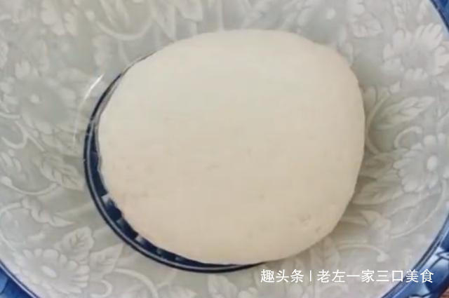 好吃|花卷新做法,有菜有肉,比包子简单,比饺子还香,一口一个,好吃