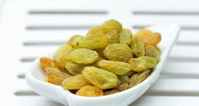  种方法|吃葡萄干时，是洗还是不洗？原来我们都错了，真相竟然是这样