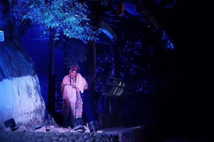  导演|今晚8?点！丽水街！《牡丹亭·惊梦》！不见不散