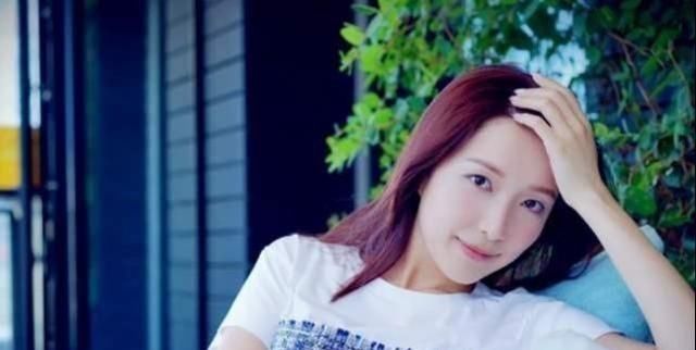 李家|郭嘉文低调乖巧与李泽楷相处5年不分手，已经得到李泽楷口头承诺