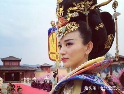  老婆|皇帝死后，皇后对大臣说：杀死你老婆我就嫁给你，大臣照办