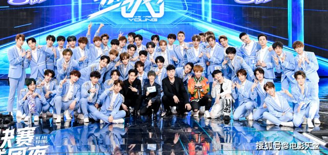  刚刚|两个男团全糊，“裤”刚刚成团的SKY天空少年，终于要认真了！