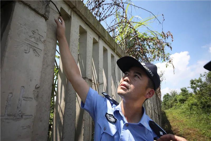 守护人|烈日下的铁路“守护人”