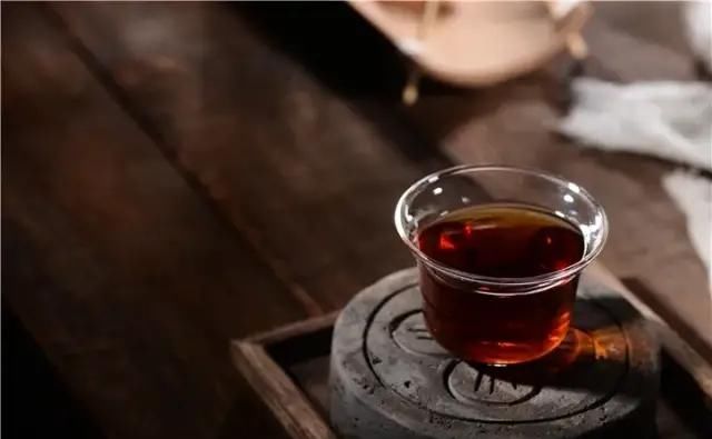 新制熟茶|有堆味的熟茶,品质就一定不好?喝过经典老茶的人都不这么想