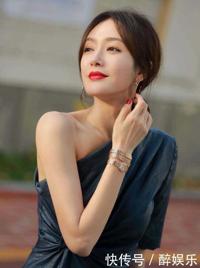 价值|不婚主义、承认整容的秦岚,为什么还是人们心中的“白月光”?