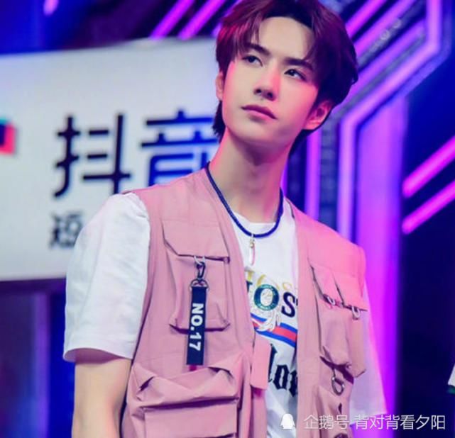  几位导师|大家都被《这就是街舞》骗了，看到无滤镜的场地，确定不是开玩笑吗？