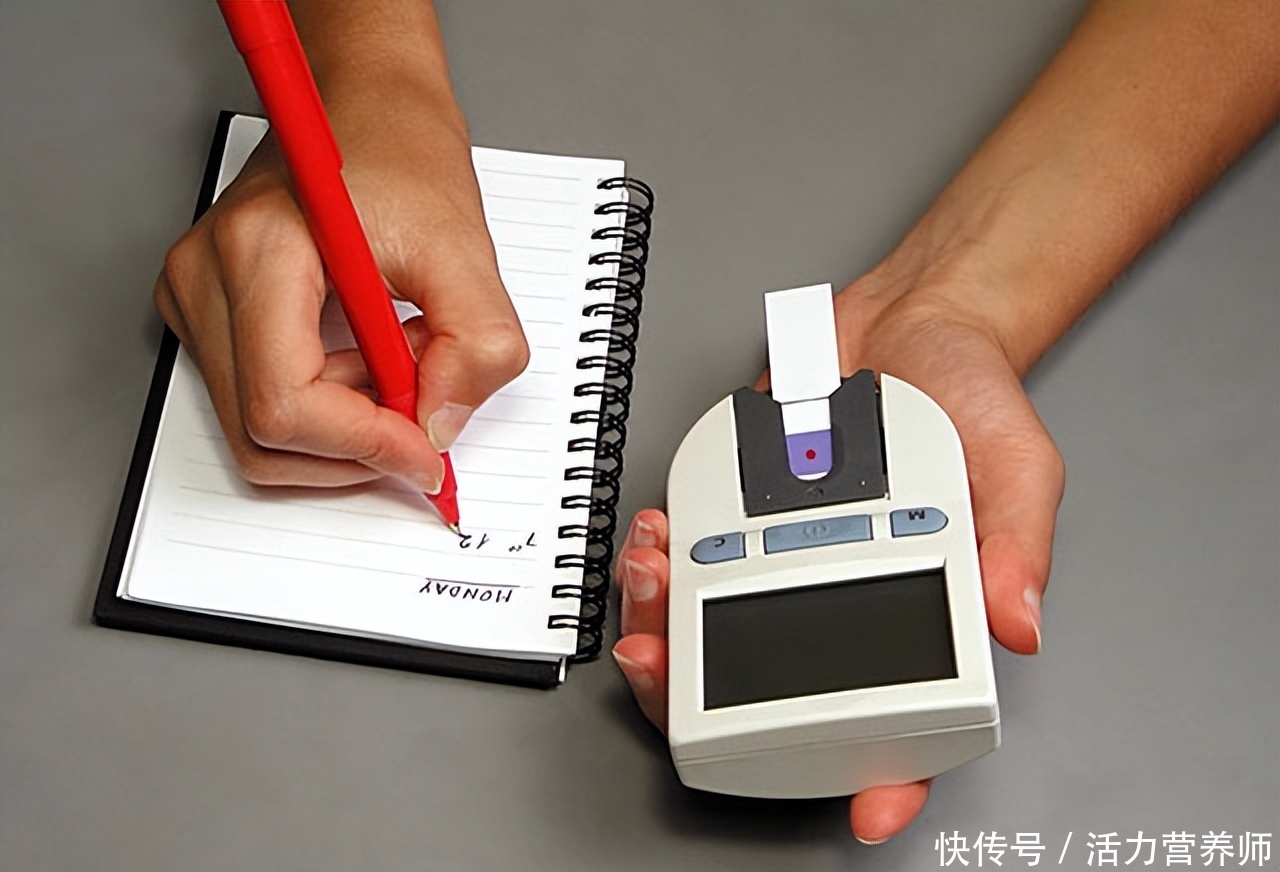 糖尿病患者什么时候测血糖最准确(送给糖尿病患者：测血糖有这4个时间点，每个监测点都有差别)