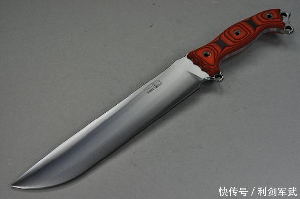 三棱|全球最毒的3款军刀:第一把被禁用,比我国三棱军刺还“变态”