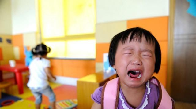 孩子|第一天去幼儿园很淡定的孩子，主要来自于这3种家庭，你家是吗？