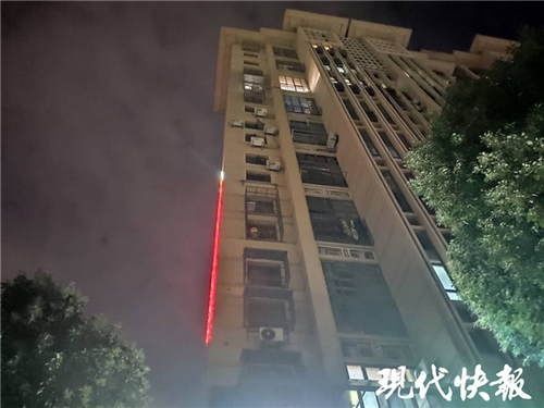  痛心|痛心！南京江宁一4岁女孩不慎坠楼身亡