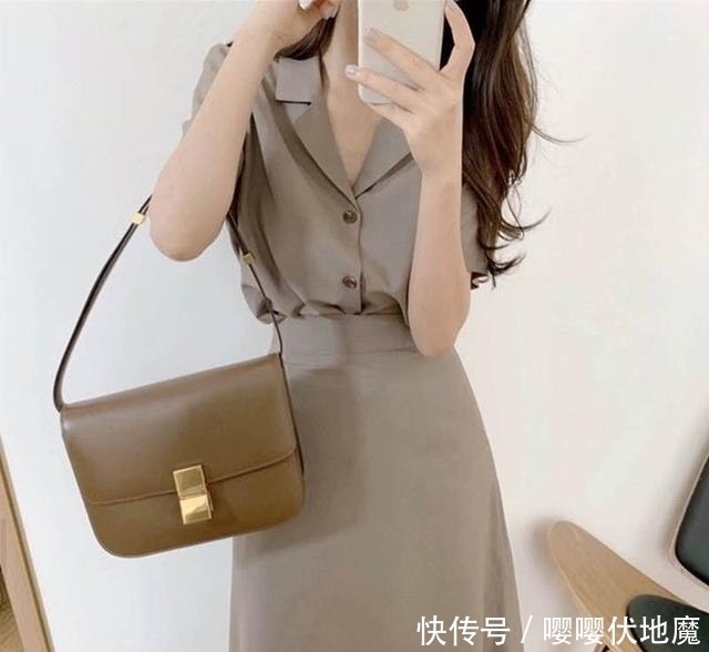 刻意|女人过了40岁,尽量少犯以下3个“穿衣错误”,刻意装嫩还没气质