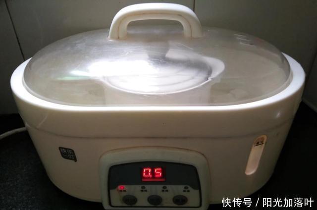  常喝|紫薯和“它”一起炖，女性常喝淡化斑点，脸色红润，不化妆也漂亮