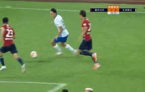 开花|特别的缘分？本轮中超大连二赵双双破门，铁树一起开花！