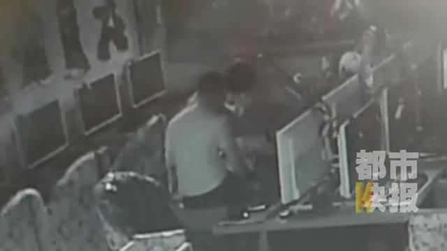 调查|有人抢微信号!陕西一高中生被几人扎伤!警方调查:受害者达十多人