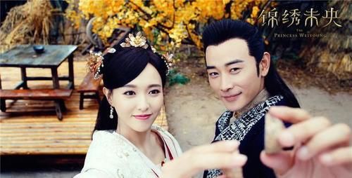  入选|唐嫣入选85后小花惹争议，“傻白甜”并非她本意