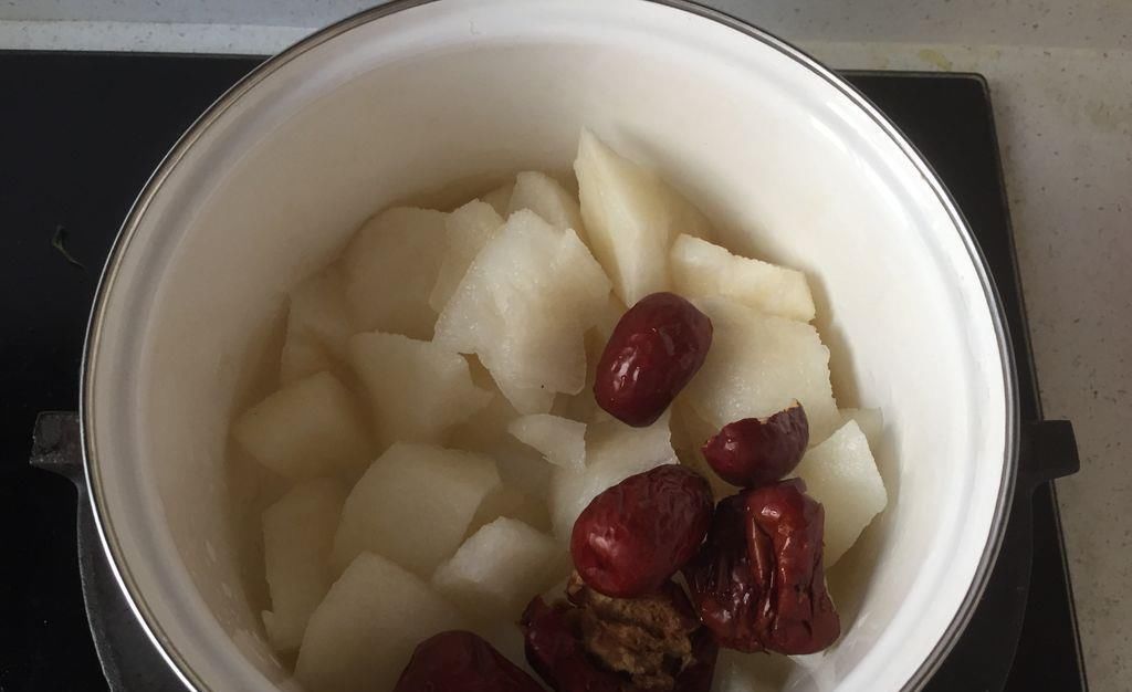 桃子|这水果适合秋天吃，比葡萄桃子养人，一斤2元，不懂真的太可惜！