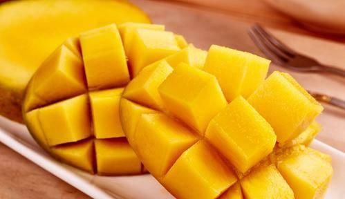 水果|女生来“大姨妈”时，最不能碰的3种水果，当心吃了会“止血”