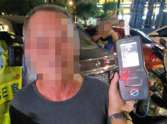  退休|珠海多名退休老伯犯同一种错被警察查获！最大年纪超过70岁！