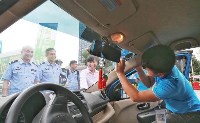 交通|第五届文明交通百日零违法挑战赛启动，长沙刮起“最炫文明交通风”