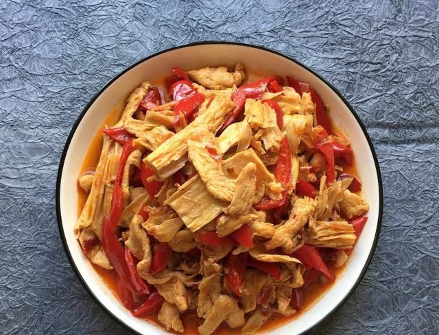  真不错|周末的早午餐，简单4道家常菜，闺蜜：搭配真不错，好想来蹭饭