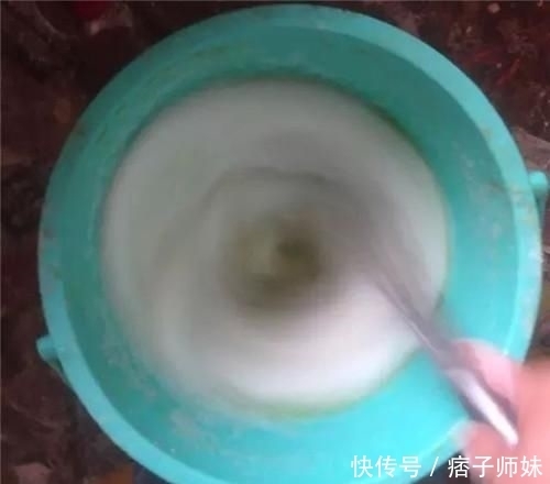 详细|脆皮大油条配方、做法大公开!(附详细图解)