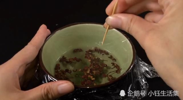  就可以|不管家里有没有钱，抓紧在床底撒一把花椒，好多人不懂，早知早好