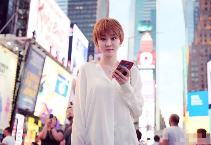  丈夫|《乡村爱情12》中最美演员，22岁结婚与丈夫打架，如今成单亲妈妈