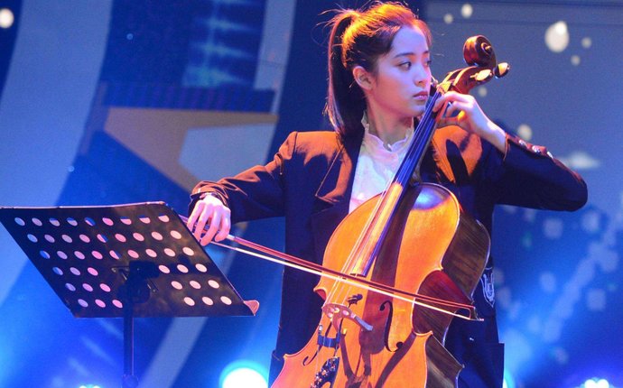  向往|《向往的生活》最“贵”女嘉宾，黄磊都不敢让她干活，坏了赔不起