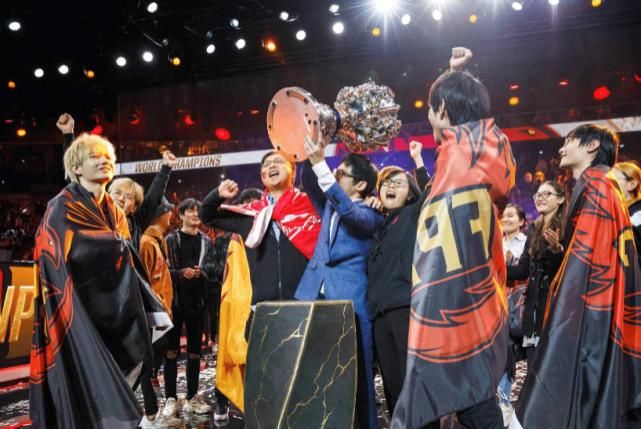  距离|收官之战FPX三“韩援”，“全韩班”距离LPL有多远？