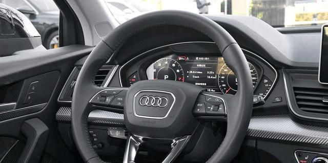  满意的地方|奥迪Q5L提车三个月，只有后排不满意？