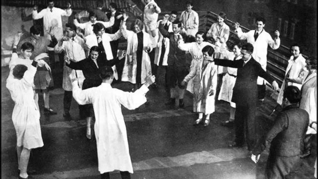  审美|100岁的包豪斯如何撕碎古典审美