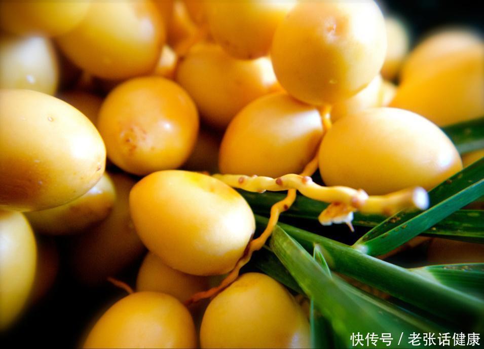 夏天吃黄皮果有什么好处和坏处(夏天常吃点“黄皮果”，5个好处或不请自来，但有5个事项要注意)